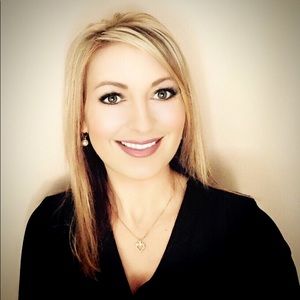 Meet your Posher, Leanne